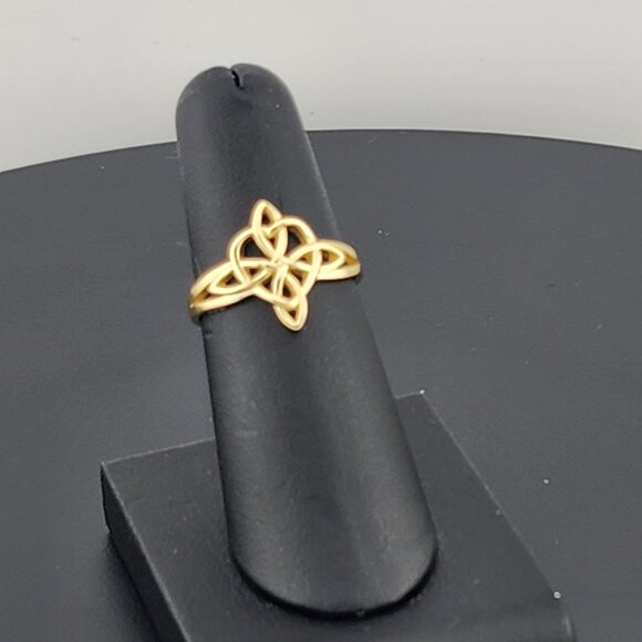 Enchanted Witch's Knot Ring – Solid 925 Silver | Pagan & Wiccan Gift - Picture 4 of 9